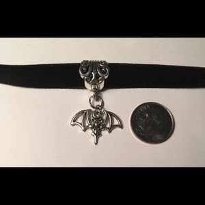 Bat velvet ribbon choker